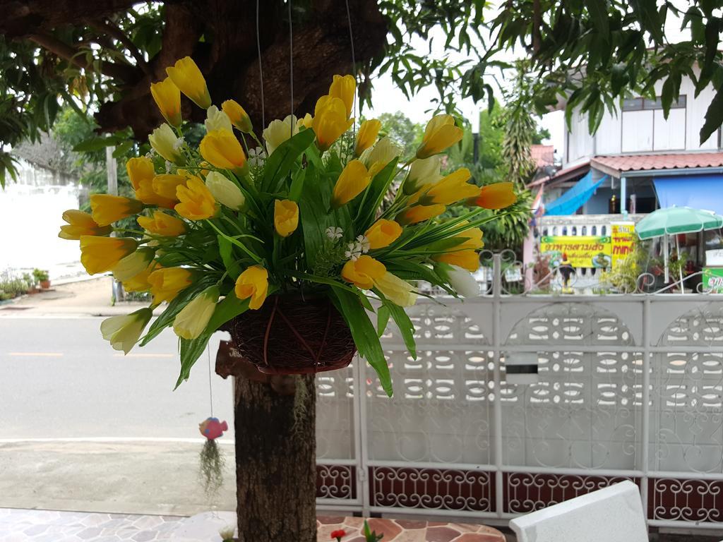 Emmanuel Guesthouse Prachuap Khiri Khan Exteriör bild