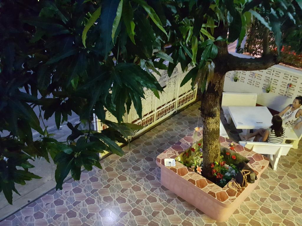 Emmanuel Guesthouse Prachuap Khiri Khan Exteriör bild