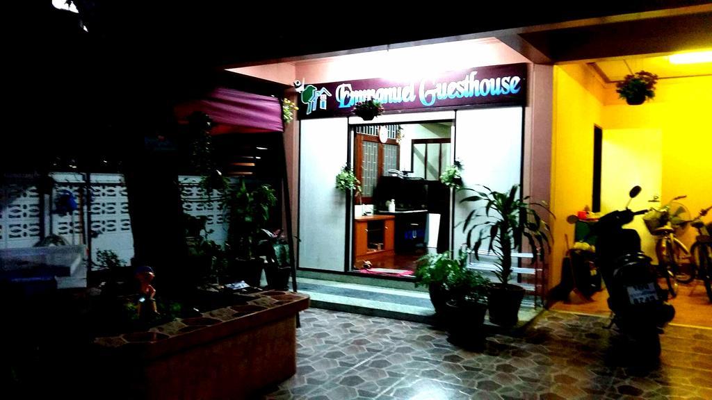 Emmanuel Guesthouse Prachuap Khiri Khan Exteriör bild