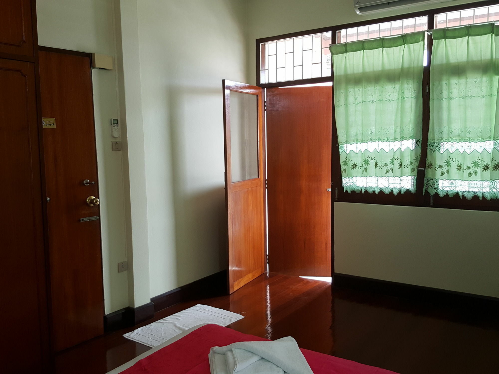 Emmanuel Guesthouse Prachuap Khiri Khan Exteriör bild